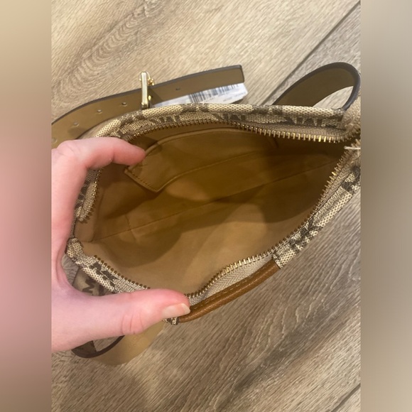 FINAL PRICE💚 NWOT AUTHENTIC MICHAEL KORS MULTI WEAR BAG L/XL - Picture 5 of 9